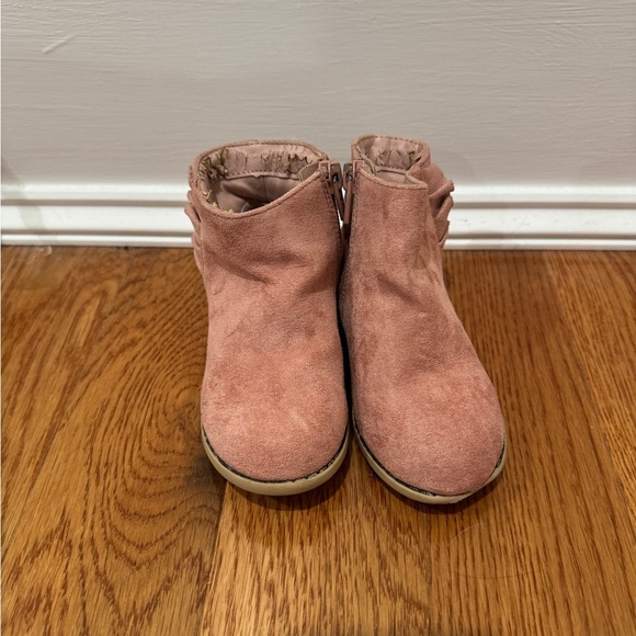 Cat & Jack Girls Toddler Size 7 Mauve Pink Suede Fringe Booties - Picture 2 of 8